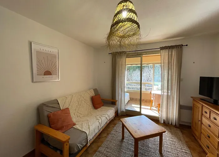 Cosy Sur Le Port Proche Des Plages Apartman *