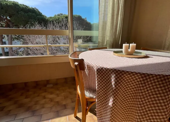 Cosy Sur Le Port Proche Des Plages Apartman *